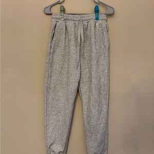Fabletics Women’s Drawstring Jogger Sweatpants
